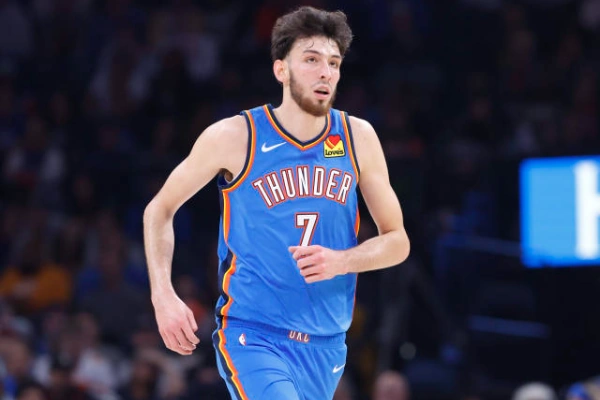chet-holmgren-debiutanta-roku-nba chet-holmgren-debiutanta-roku-nba