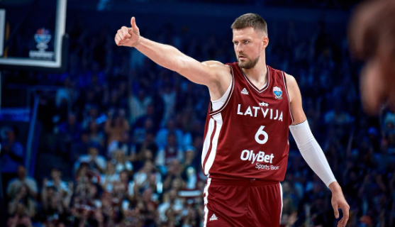 porzingis-eurobasket-2025
