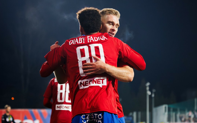 Raków Częstochowa vs Rapid Wiedeń.jpg